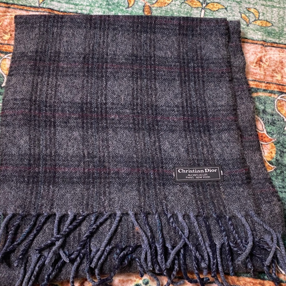 VINTAGE CHRISTIAN DIOR MONSIEUR 100% CASHMERE PLAID SCARF - Picture 2 of 6